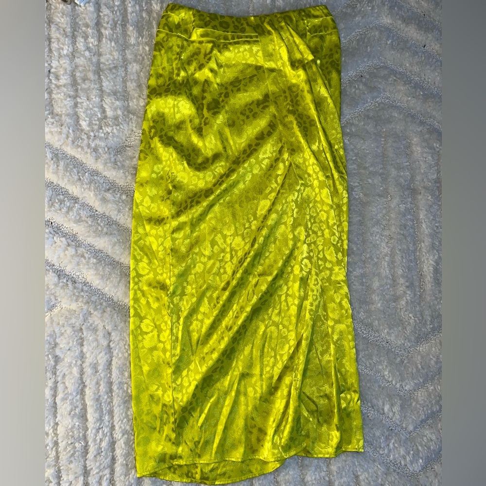 New York & Company Bright Yellow Textured Skirt